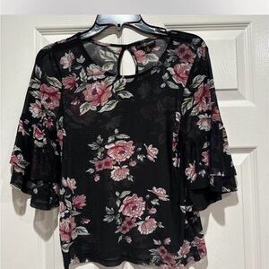 Almost Famous Women's Top